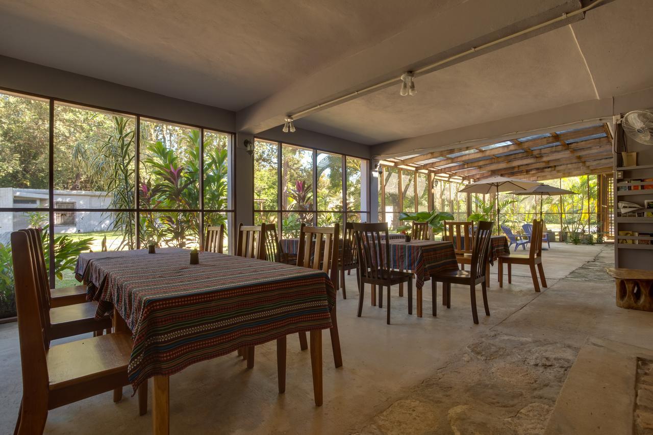 Bayshore Bijou Suites Maya Beach Bagian luar foto